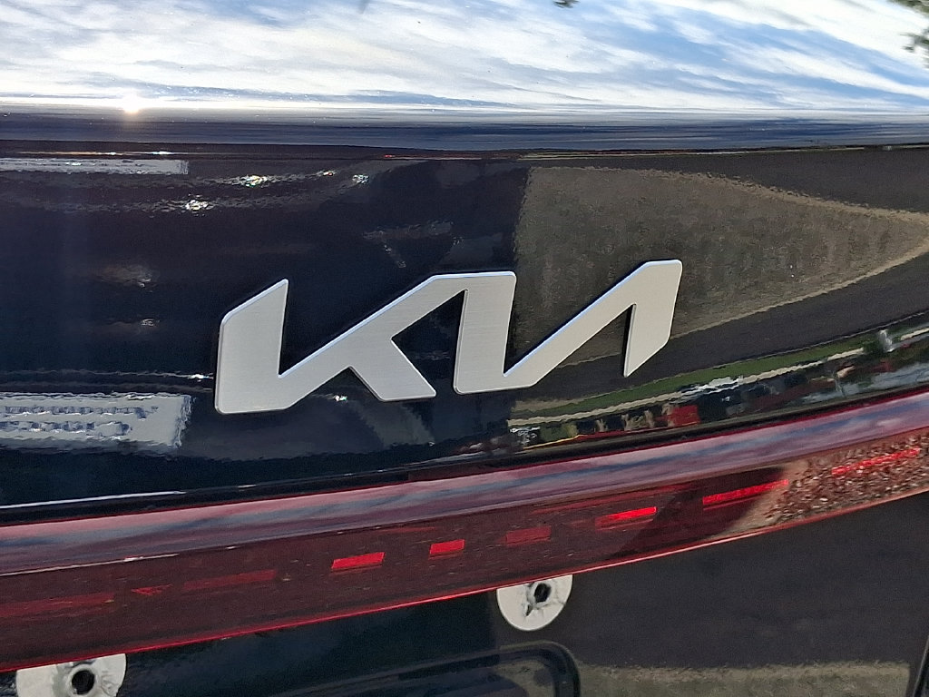 Used 2024 Kia Forte LXS w/ LXS Technology Package FWD image 31