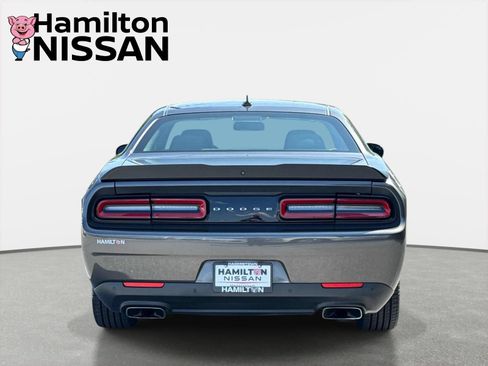 Used 2019 Dodge Challenger R/T RWD image 3