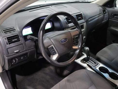 Used 2010 Ford Fusion Hybrid FWD image 16