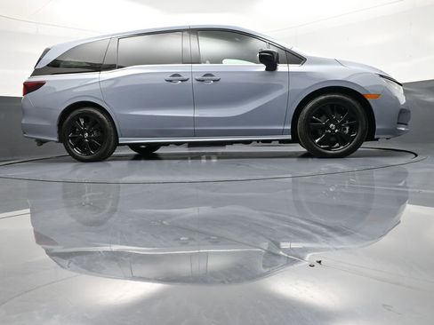 Used 2024 Honda Odyssey Sport image 31