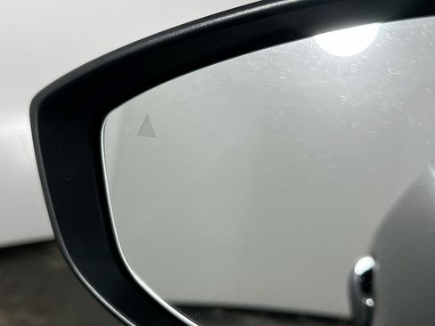 Used 2024 MAZDA CX-30 AWD 2.5 S w/ Preferred Package image 16