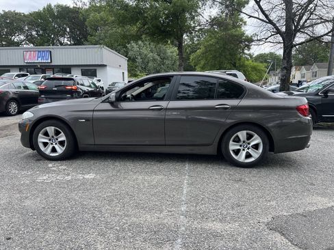 Used 2013 BMW 528i xDrive Sedan AWD/4WD image 9