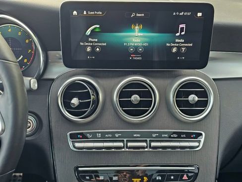 Certified 2021 Mercedes-Benz GLC 300 4MATIC image 32