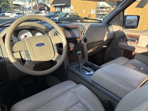 Used 2004 Ford F150 Lariat image 23