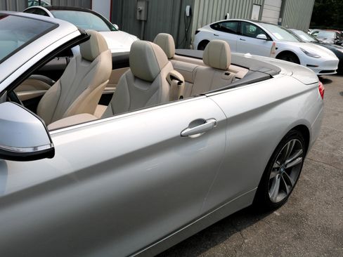 Used 2016 BMW 428i Convertible image 13