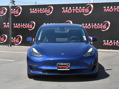 Used 2022 Tesla Model 3 Standard Range RWD image 2
