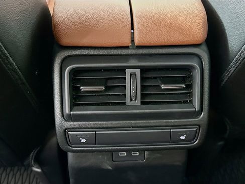 Used 2025 MAZDA CX-50 AWD 2.5 Turbo w/ Weather Package image 26