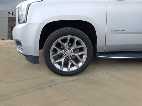 Used 2019 GMC Yukon SLE w/ Convenience Package RWD image 14