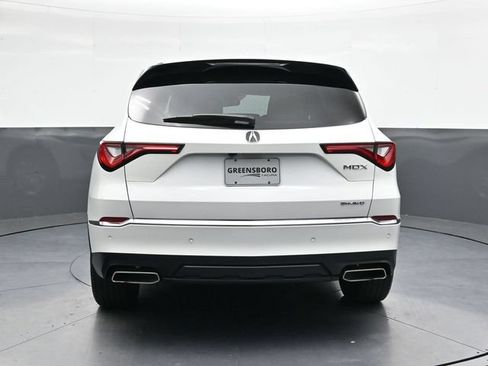Used 2023 Acura MDX SH-AWD w/ Advance Package image 5