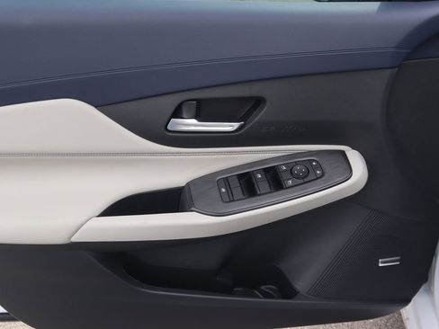 New 2026 Nissan Sentra SL w/ Floor Mat Package image 18