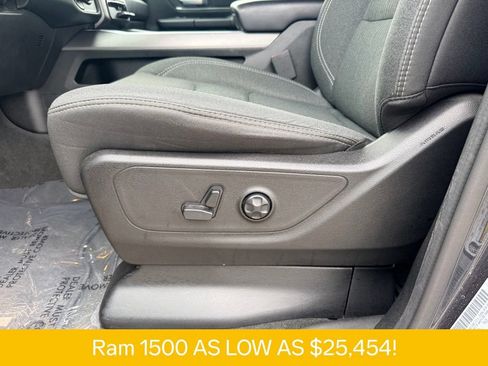 Used 2019 RAM 1500 Big Horn RWD image 14