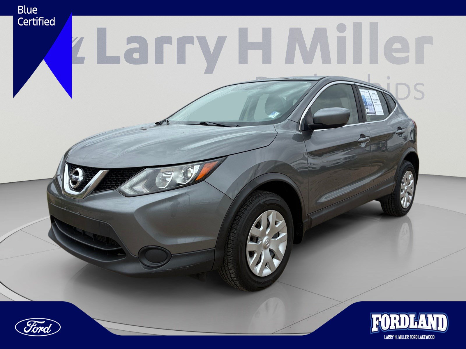 Used 2018 Nissan Rogue Sport S AWD/4WD image 1