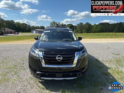 Used 2024 Nissan Pathfinder Platinum w/ Cargo Package FWD image 9