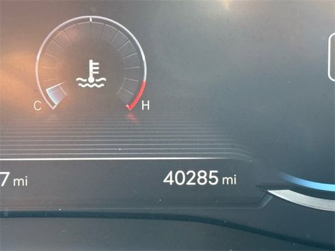 Used 2023 Genesis G70 3.3T w/ Sport Advanced Package image 33