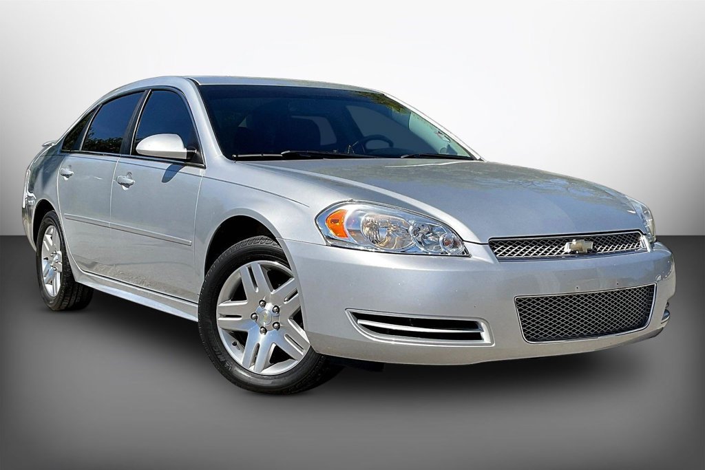 Used 2012 Chevrolet Impala LT FWD image 3