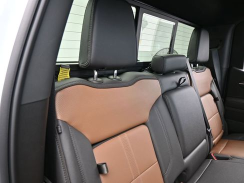 Used 2026 Chevrolet Silverado 1500 High Country w/ Technology Package image 51