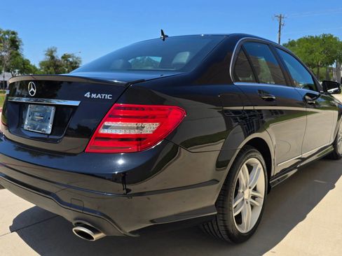 Used 2013 Mercedes-Benz C 300 4MATIC Sedan image 6