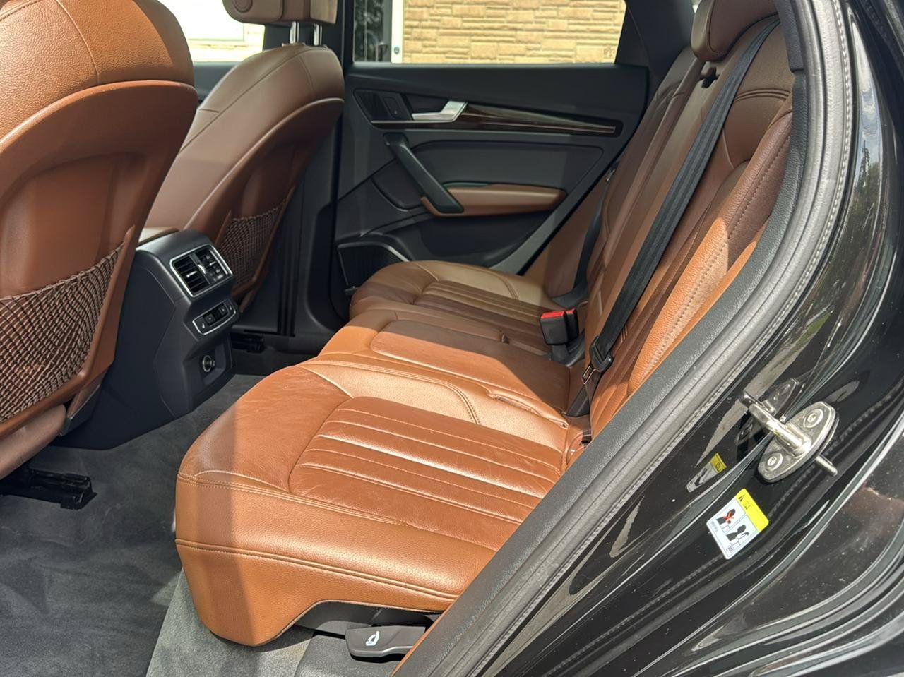 Used 2018 Audi Q5 2.0T Premium Plus w/ Premium Plus Package AWD/4WD image 40