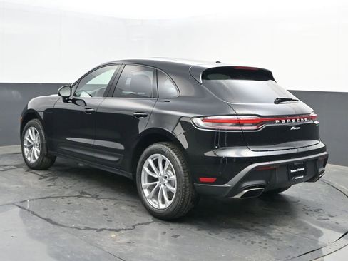 New 2025 Porsche Macan image 3
