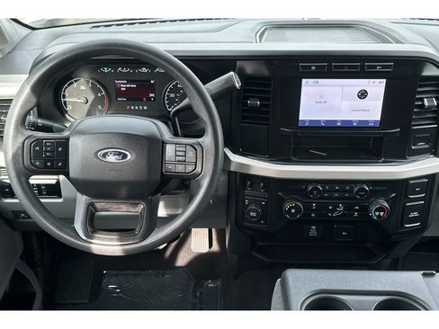 Used 2024 Ford F250 XLT image 16