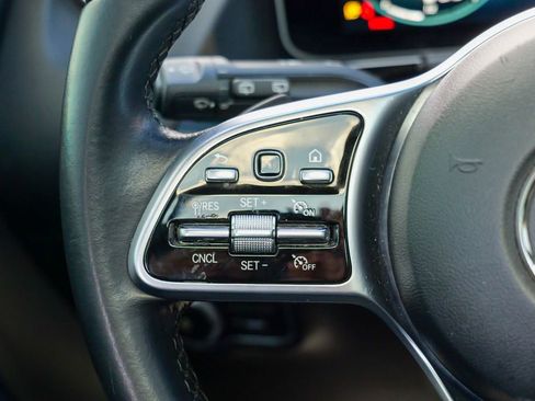 Used 2021 Mercedes-Benz GLA 250 4MATIC image 44