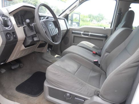 Used 2009 Ford F350 XLT AWD/4WD image 32