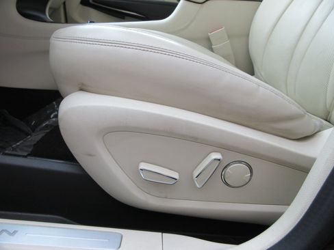 Used 2016 Lincoln MKC Reserve AWD/4WD image 33