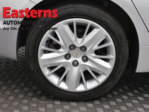 Used 2016 Chevrolet Impala LS w/ Power Convenience Package image 30