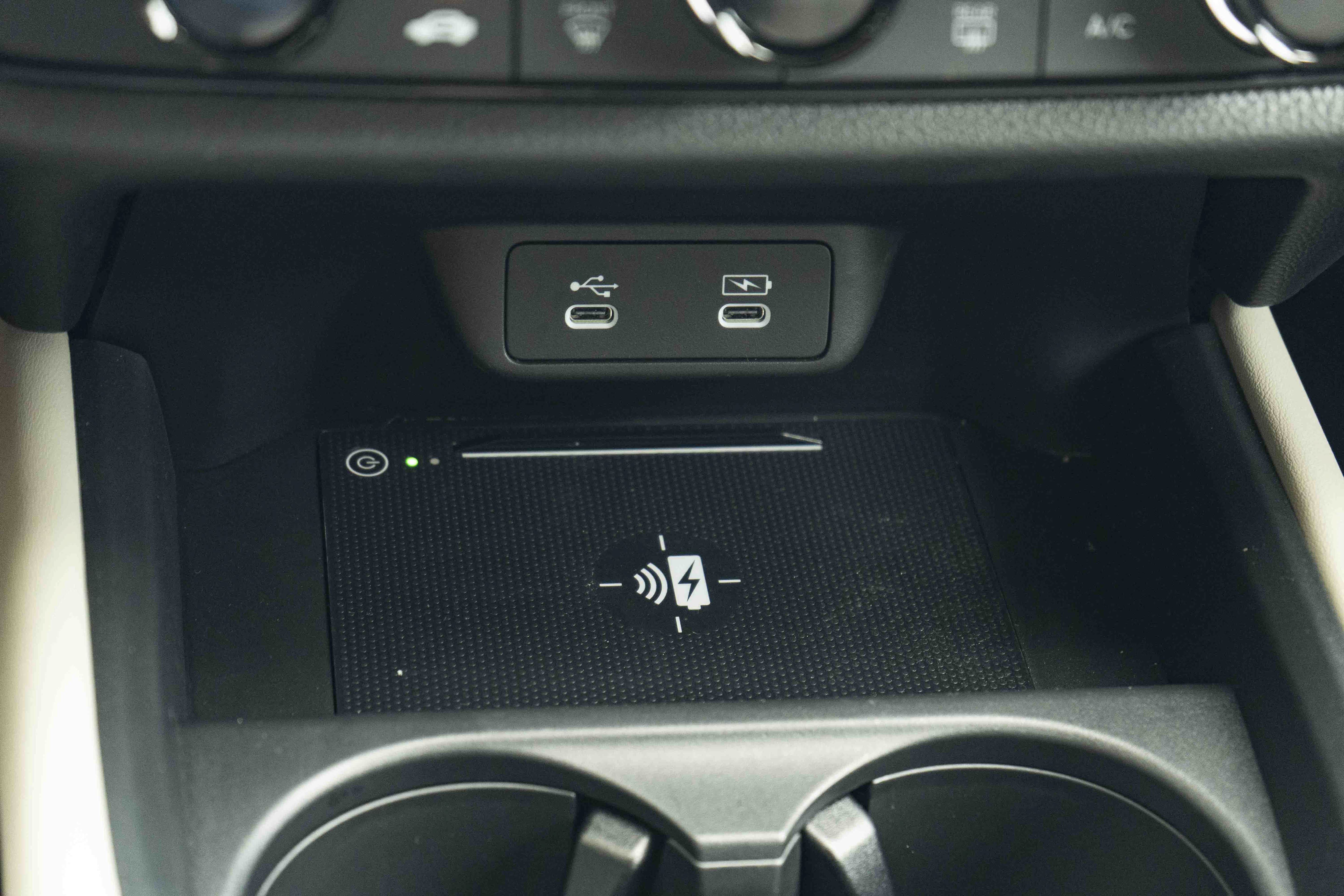Used 2027 Honda HR-V LX image 32