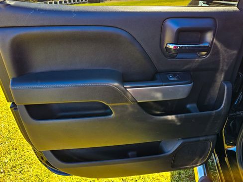 Used 2017 Chevrolet Silverado 1500 LTZ Z71 w/ LTZ Plus Package image 32