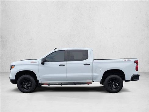 Used 2023 Chevrolet Silverado 1500 Custom Trail Boss AWD/4WD image 8