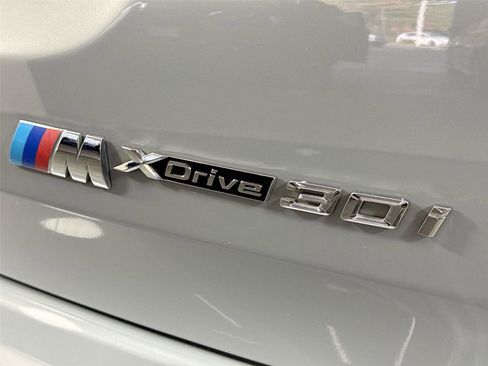 Used 2022 BMW X3 xDrive30i w/ M Sport Package image 15