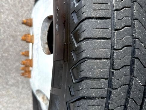 Used 2016 Ford F350 Lariat w/ Chrome Package image 9