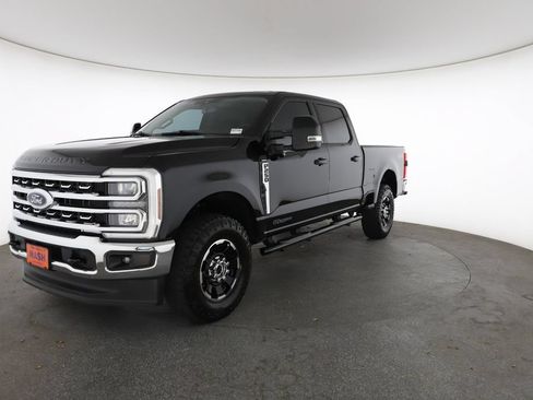 Used 2024 Ford F250 Lariat AWD/4WD image 5