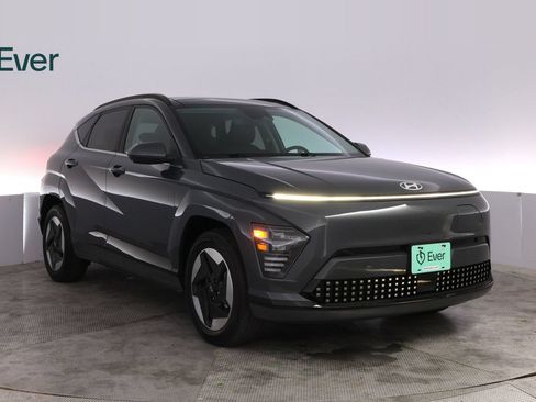 Used 2024 Hyundai Kona Limited FWD image 13