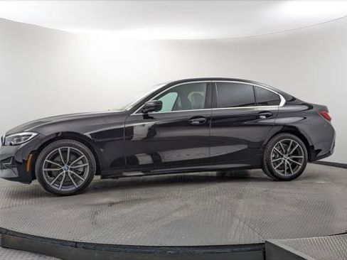 Used 2020 BMW 330i Sedan w/ Convenience Package RWD image 3