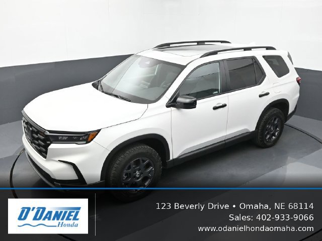 Used 2024 Honda Pilot TrailSport image 16