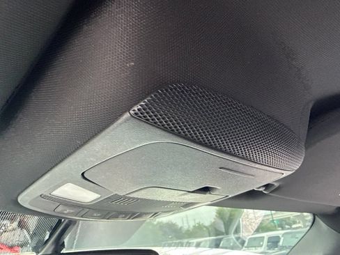 Used 2019 Ford Expedition XLT RWD image 25