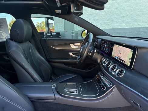 Used 2022 Mercedes-Benz E 350 Sedan image 28