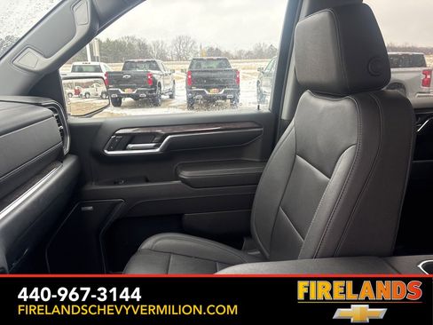 Used 2023 Chevrolet Silverado 1500 LTZ image 13