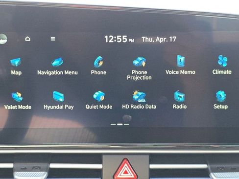 Certified 2025 Hyundai Elantra SEL image 15