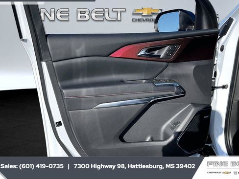 New 2026 Chevrolet Traverse RS FWD image 17