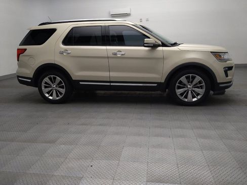 Used 2018 Ford Explorer Limited FWD image 11