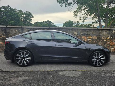 Used 2024 Tesla Model 3 Standard Range RWD image 10