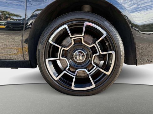 Used 2020 Rolls-Royce Ghost RWD image 16