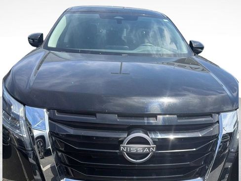 Used 2022 Nissan Pathfinder S AWD/4WD image 1