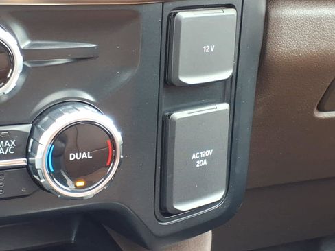 Used 2023 Ford F450 King Ranch w/ FX4 Off-Road Package AWD/4WD image 15