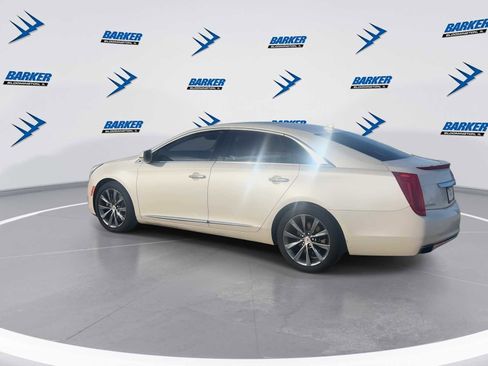 Used 2013 Cadillac XTS Luxury image 6