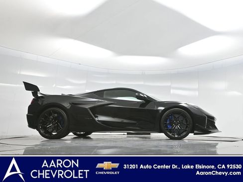New 2026 Chevrolet Corvette ZR1 w/ ZR1 Carbon Fiber Aero Package image 52