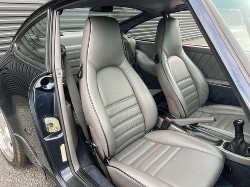 Used 1992 Porsche 911 Carrera image 31